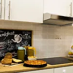 Donna Laudonia Bed & Breakfast 3*