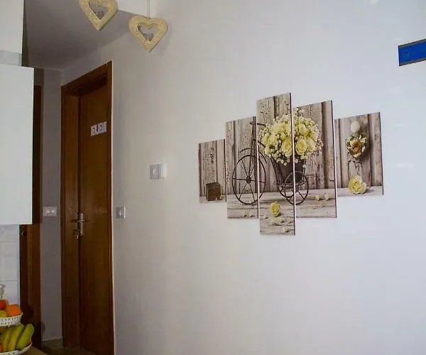 Donna Laudonia Altamura