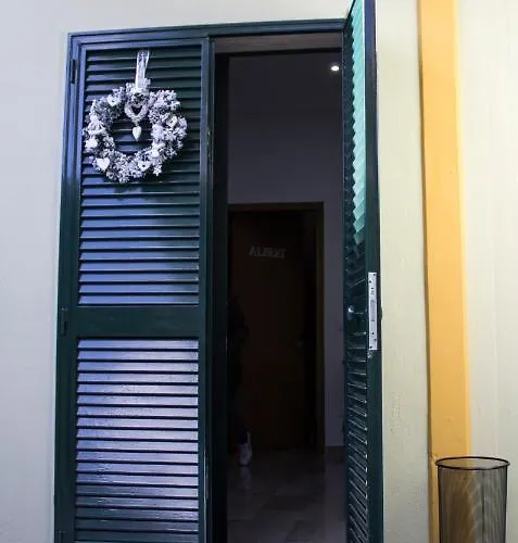 Donna Laudonia Bed & Breakfast 3*