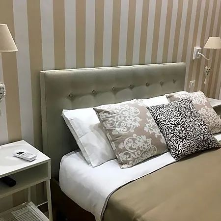 Donna Laudonia 3*