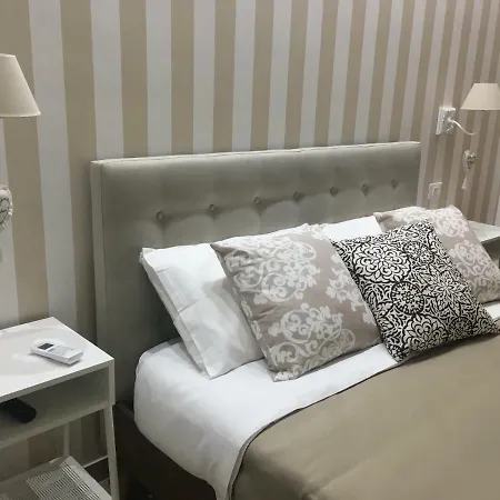 Donna Laudonia ベッド・アンド・ブレックファスト 3*