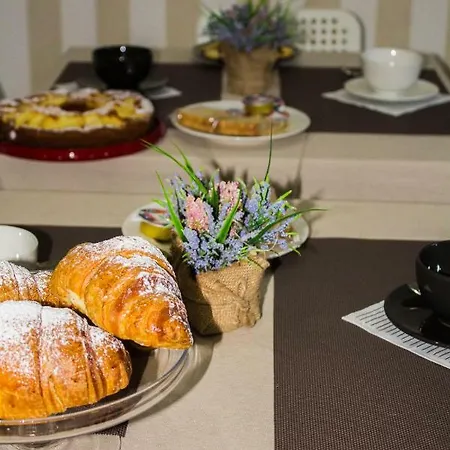 Donna Laudonia ベッド・アンド・ブレックファスト