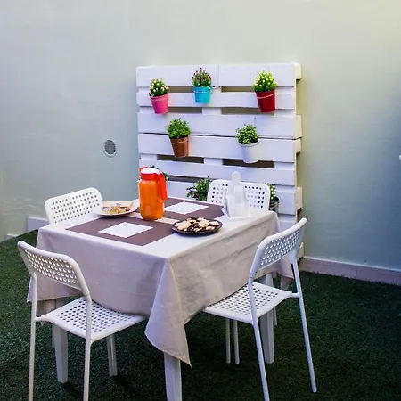 Donna Laudonia ベッド・アンド・ブレックファスト